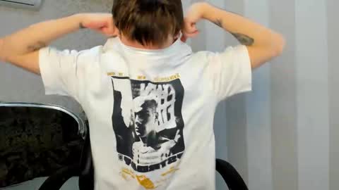 Snapshot of dearboyy_ chatting on 02-26-26, 08:08 dearboyy_ online show from 02-26-26, 08:08