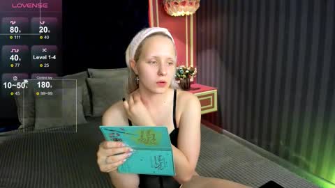 Dolly online show from 09-14-25, 12:48