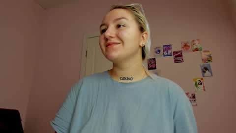 Debbie Mon Tue Fri Sun Sat GMT 3 1000am - 0400pm  online show from 12-30-24, 03:13