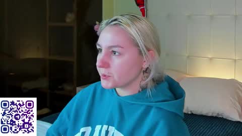 Debbie Mon Tue Fri Sun Sat GMT 3 1000am - 0400pm  online show from 01-09-26, 05:26