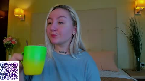 Snapshot of debbie_taylor chatting on 01-18-26, 06:23 Debbie Mon Tue Fri Sun Sat GMT 3 1000am - 0400pm online show from 01-18-26, 06:23