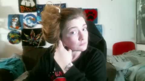 Snapshot of debbieafterhours69 chatting on 02-13-26, 03:02 DEBBIE online show from 02-13-26, 03:02