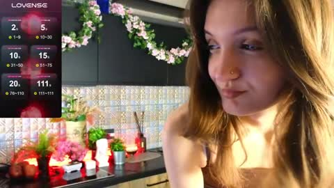 Snapshot of debihenks chatting on 04-25-26, 05:10 Eva online show from 04-25-26, 05:10