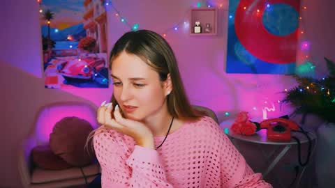 Snapshot of deboralarson chatting on 12-15-24, 11:53 Debora online show from 12-15-24, 11:53