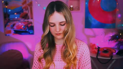 Snapshot of deboralarson chatting on 12-24-24, 10:33 Debora online show from 12-24-24, 10:33