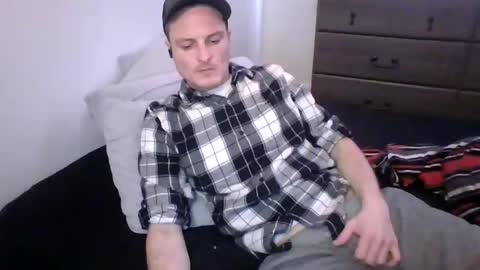 Dee4dayz online show from 12-21-25, 04:03