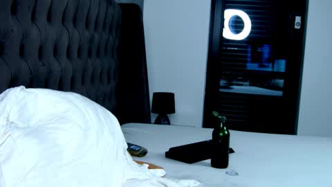 Snapshot of dee_waters chatting on 12-14-24, 01:38 Tikhomirov old usersname Instagram- tikhomirovandreea17 Twitter DeeaOfficial17 online show from 12-14-24, 01:38