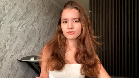 Anna online show from 09-14-25, 03:11