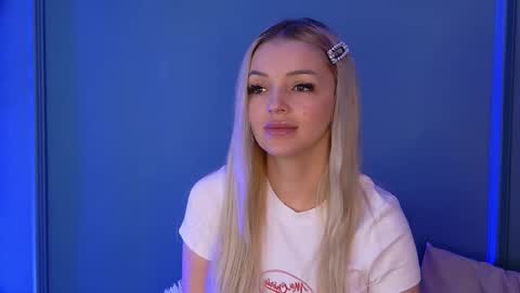 Snapshot of deeavip chatting on 02-16-26, 05:47 DeeaVIP online show from 02-16-26, 05:47