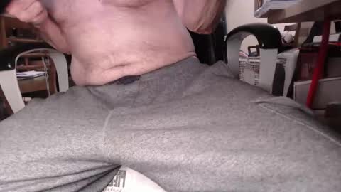 Snapshot of deeepocean chatting on 10-15-25, 11:38 deeepocean online show from 10-15-25, 11:38