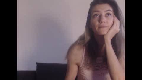 Deelightfull online show from 09-29-25, 08:08