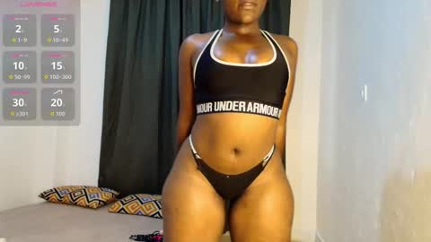 Snapshot of deeloverxx chatting on 03-27-26, 09:10 Dee online show from 03-27-26, 09:10