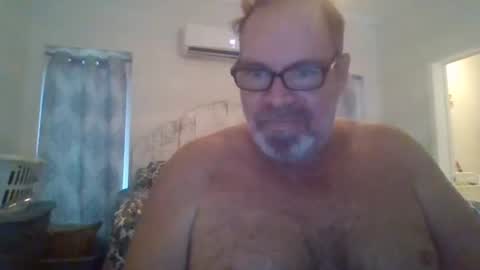 Snapshot of deepdiveme chatting on 10-31-25, 07:37 deepdiveme online show from 10-31-25, 07:37