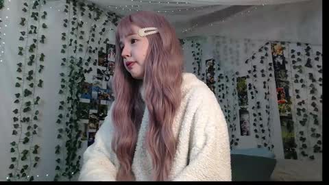 Snapshot of deermiracle chatting on 12-17-25, 07:36 deermiracle online show from 12-17-25, 07:36