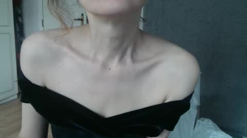 KamiDevi online show from 09-13-25, 12:49