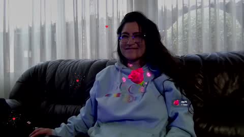 Snapshot of deesseluxure_ chatting on 01-28-25, 12:22 Andre online show from 01-28-25, 12:22