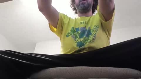 Snapshot of deeznutz343 chatting on 02-17-25, 06:09 Deez Nutz online show from 02-17-25, 06:09