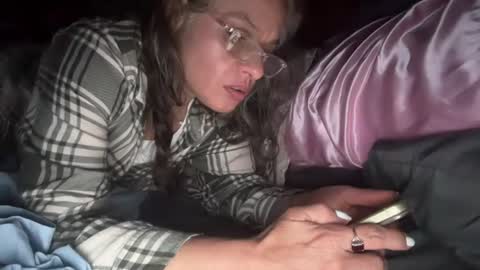 Snapshot of degeneratesaint chatting on 07-01-26, 10:17 Tori online show from 07-01-26, 10:17