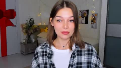 DegreeOfSincerity online show from 02-04-25, 01:13