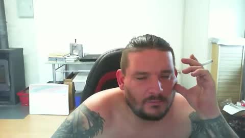 Snapshot of deinspielzeug87 chatting on 10-12-25, 12:59 deinspielzeug87 online show from 10-12-25, 12:59