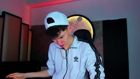 Snapshot of deivid_oficial20 chatting on 11-05-25, 07:47 Deivid online show from 11-05-25, 07:47