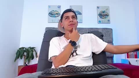 Snapshot of deivid_santoss chatting on 09-24-25, 11:52 Deivid online show from 09-24-25, 11:52