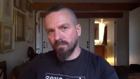 Snapshot of deivitzzz chatting on 10-26-25, 03:29 Hermes online show from 10-26-25, 03:29