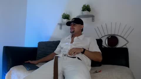 Snapshot of deivy_gram chatting on 09-28-25, 06:41 DEIVY online show from 09-28-25, 06:41