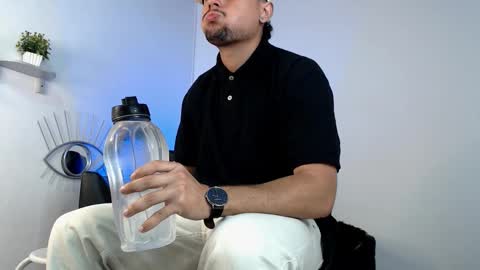 Snapshot of deivy_gram chatting on 10-04-25, 09:02 DEIVY online show from 10-04-25, 09:02