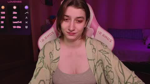 Snapshot of deizysweet chatting on 12-08-24, 04:18 Princess Potato online show from 12-08-24, 04:18