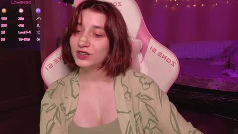 Snapshot of deizysweet chatting on 01-09-25, 09:59 Princess Potato online show from 01-09-25, 09:59