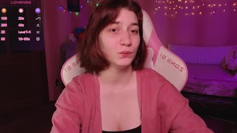 Snapshot of deizysweet chatting on 01-19-25, 06:42 Princess Potato online show from 01-19-25, 06:42