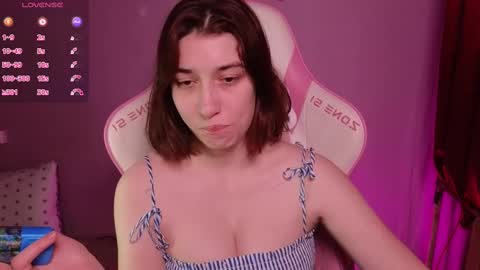 Snapshot of deizysweet chatting on 02-11-25, 03:29 Princess Potato online show from 02-11-25, 03:29