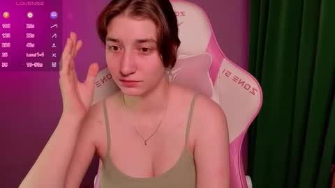 Snapshot of deizysweet chatting on 10-24-25, 05:26 Princess Potato online show from 10-24-25, 05:26