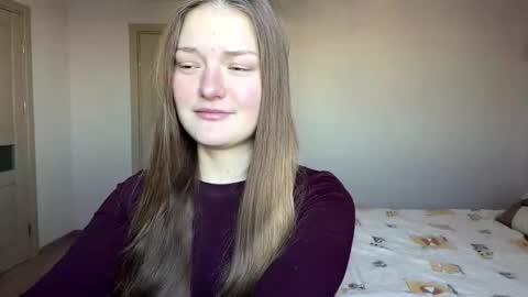 Snapshot of dejameneal chatting on 02-10-26, 07:12 Mila online show from 02-10-26, 07:12