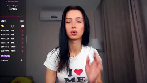 Snapshot of delanakimbral chatting on 10-24-25, 07:05 Hello everyone Im Tessa Make yourself comfortable. Were going to have fun together online show from 10-24-25, 07:05