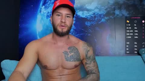 Delessandro online show from 12-17-25, 01:44