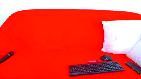 Snapshot of deliciaalove chatting on 02-15-25, 11:36 deliciaalove online show from 02-15-25, 11:36