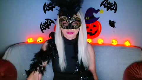 Snapshot of deliciaalove chatting on 10-31-25, 09:27 deliciaalove online show from 10-31-25, 09:27