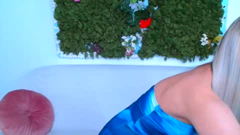 deliciaalove online show from 03-29-26, 06:41