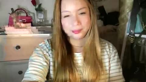 Snapshot of delicious_iya69 chatting on 09-10-25, 07:47 iyalicious online show from 09-10-25, 07:47