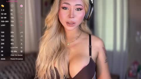 Hello your loving faye 3 online show from 03-26-26, 05:46