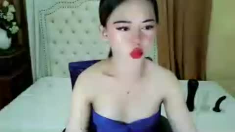 Snapshot of deliciously_sophie chatting on 07-11-26, 02:47 Sophie online show from 07-11-26, 02:47