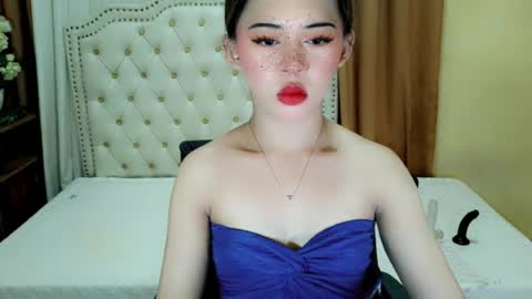 Snapshot of deliciously_sophie chatting on 07-20-26, 02:59 Sophie online show from 07-20-26, 02:59
