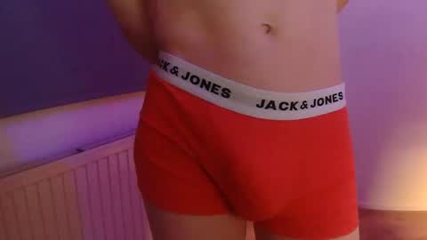 Delight  19 online show from 12-02-25, 05:52