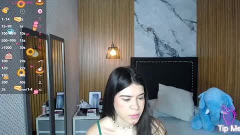 Snapshot of delilah_leone chatting on 11-01-25, 12:29 delilah_leone online show from 11-01-25, 12:29