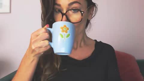 delilah_sweet online show from 10-08-25, 03:42