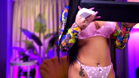 Delilah online show from 03-22-26, 08:23