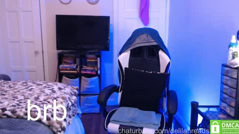 Snapshot of delilahreads chatting on 01-11-25, 12:22 Delilah online show from 01-11-25, 12:22