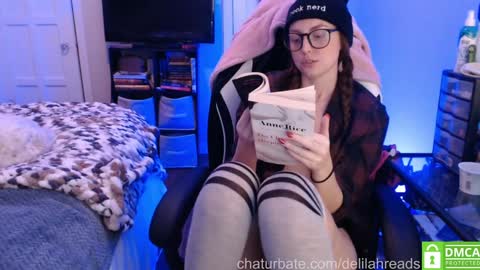Snapshot of delilahreads chatting on 01-17-25, 10:01 Delilah online show from 01-17-25, 10:01